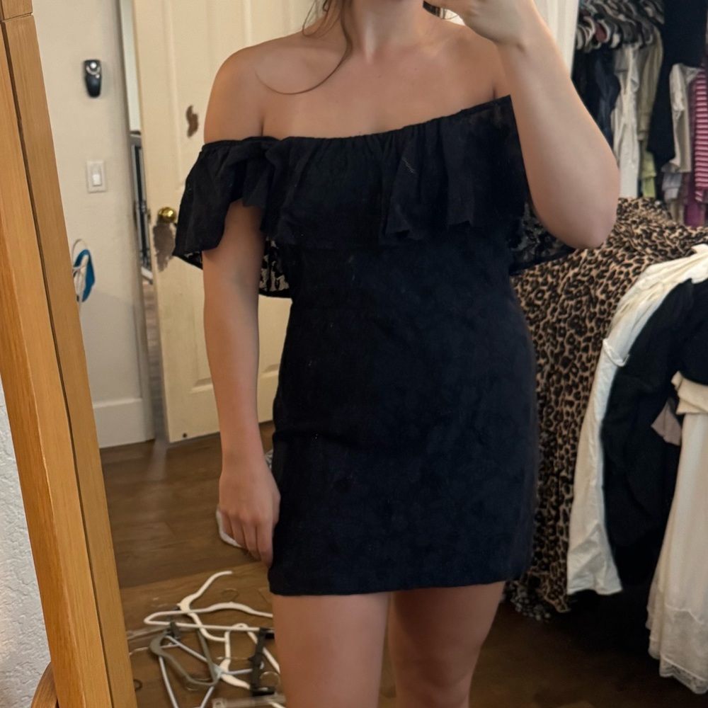 Free people Black Ruffled Lace Off-Shoulder mini Dress size Large